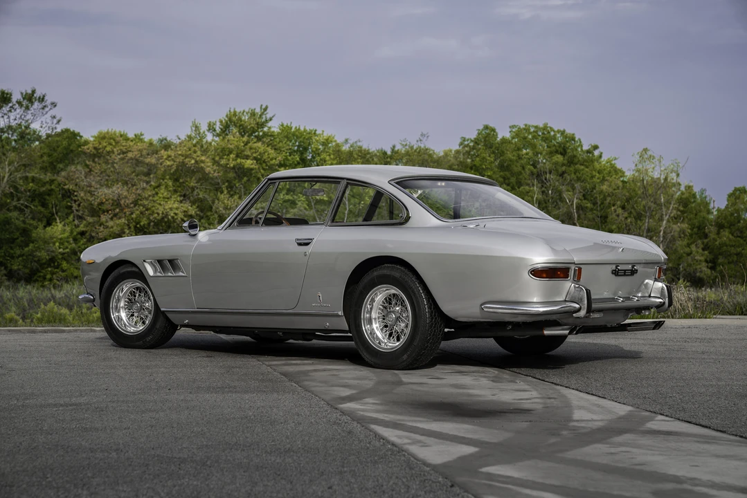 1967 Ferrari 330 GT 2+2 - Image 17 of 31