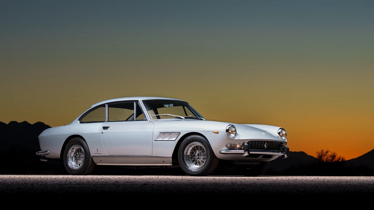 1967 Ferrari 330 GT 2+2 - Image 24 of 31