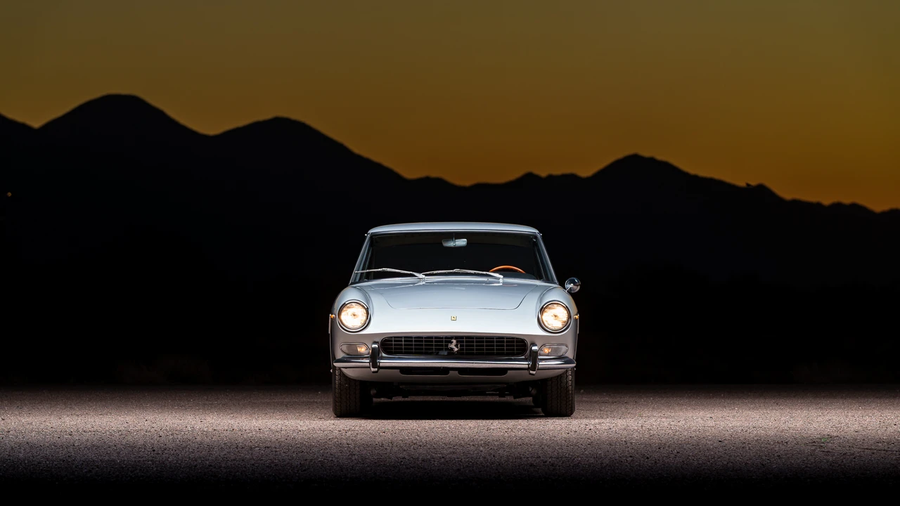 1967 Ferrari 330 GT 2+2 - Image 29 of 31