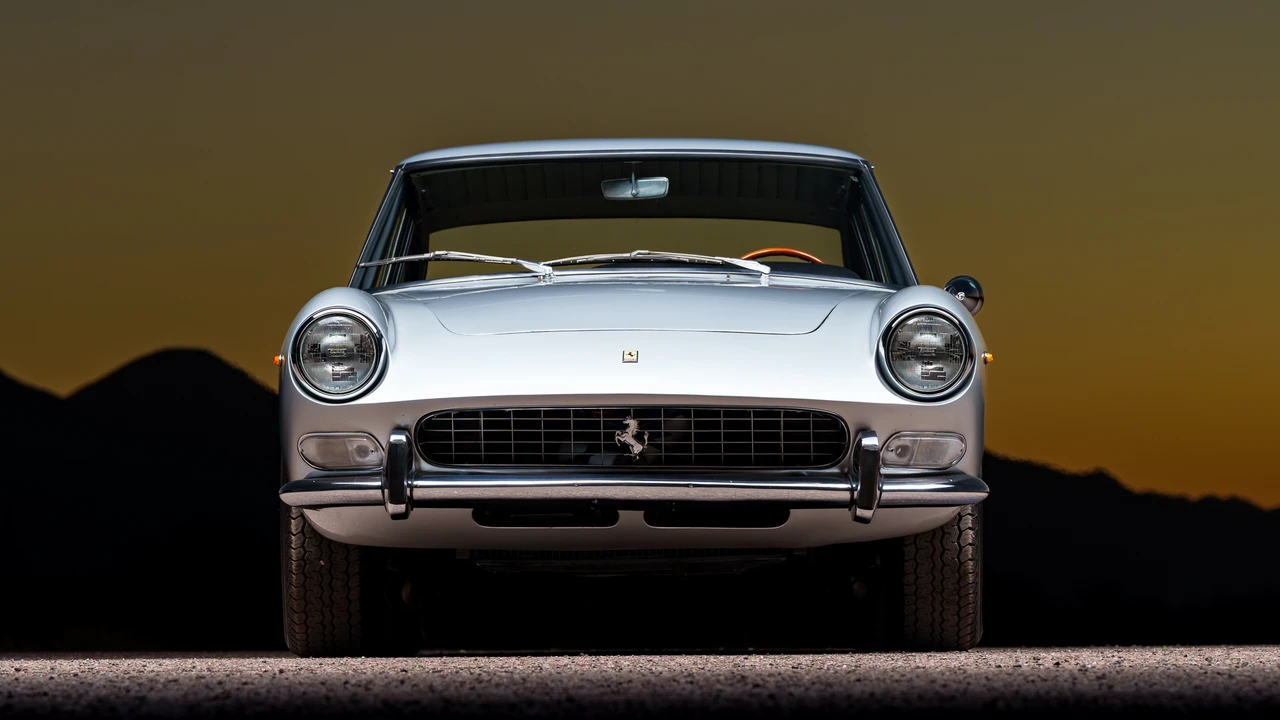 1967 Ferrari 330 GT 2+2 - Image 28 of 31