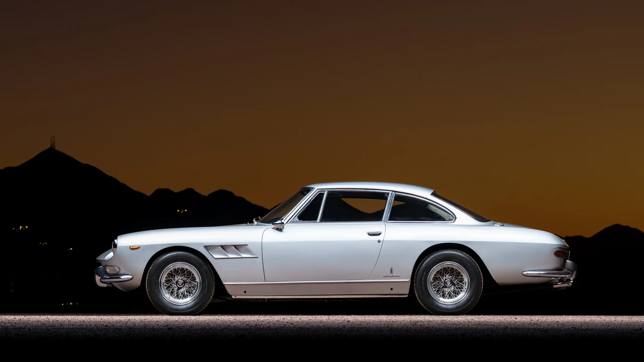 1967 Ferrari 330 GT 2+2 - Image 7 of 31