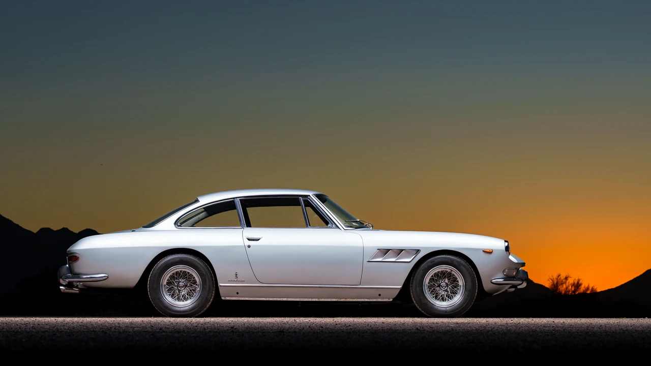 1967 Ferrari 330 GT 2+2 - Image 22 of 31