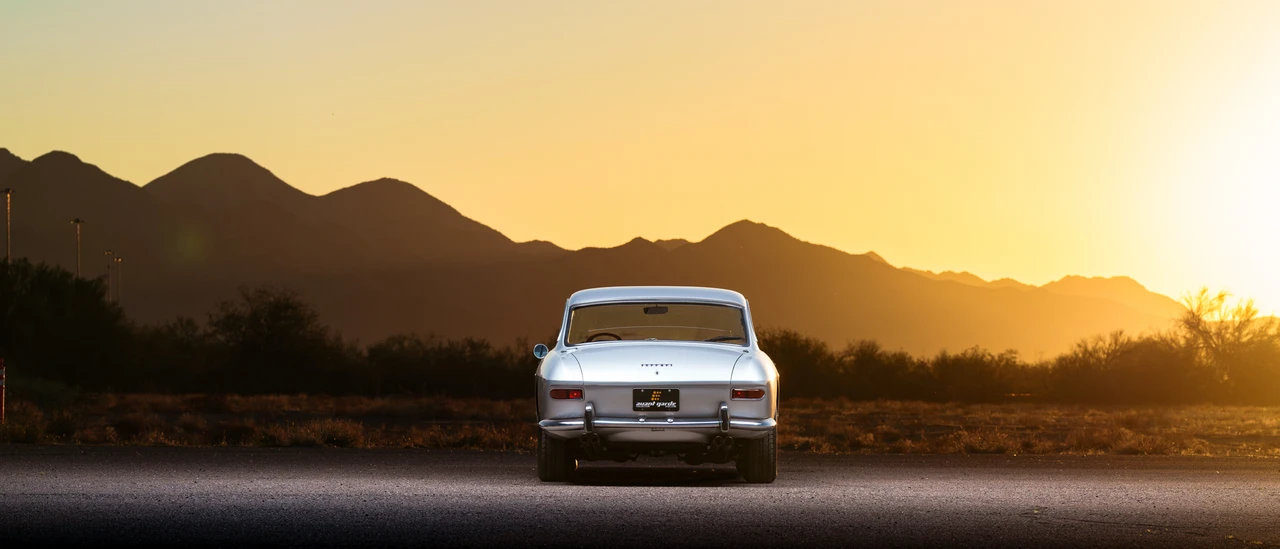 1967 Ferrari 330 GT 2+2 - Image 16 of 31