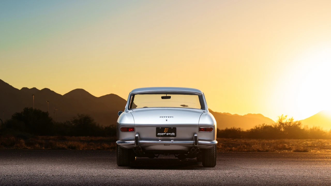 1967 Ferrari 330 GT 2+2 - Image 15 of 31