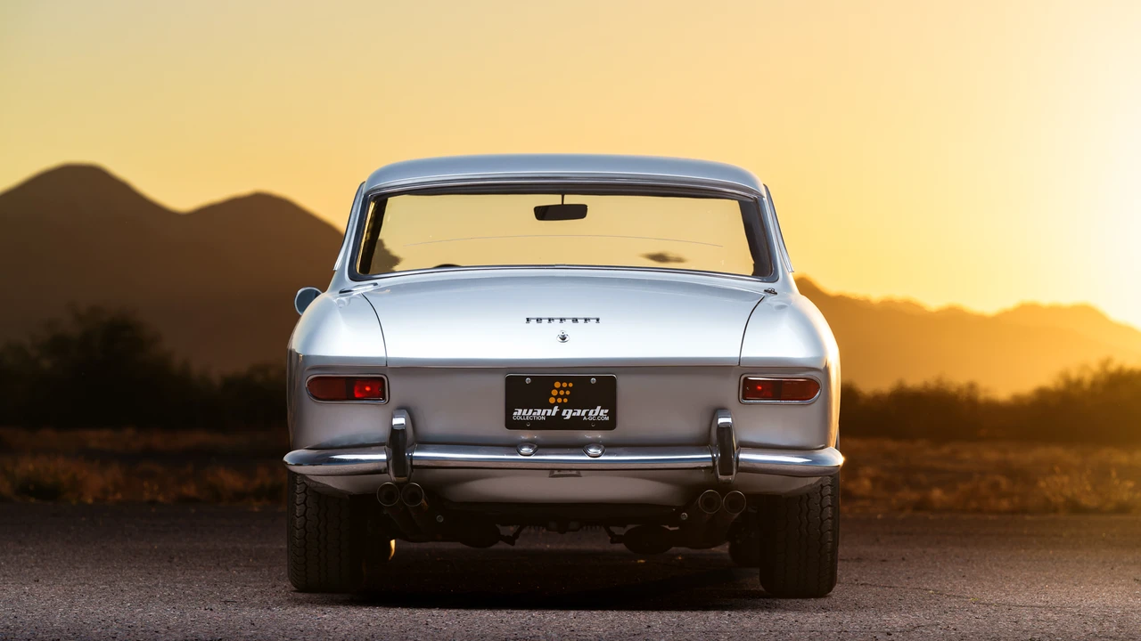 1967 Ferrari 330 GT 2+2 - Image 14 of 31