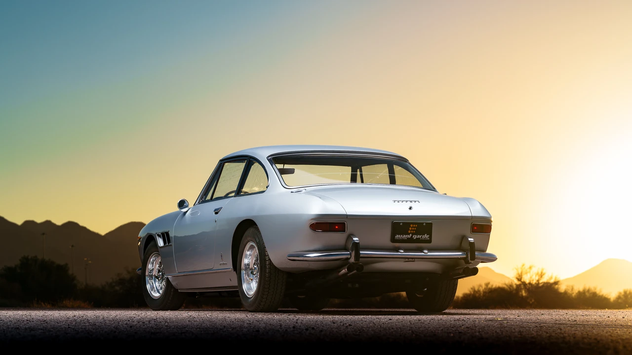 1967 Ferrari 330 GT 2+2 - Image 11 of 31