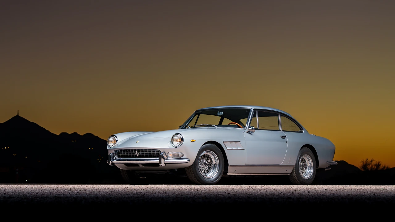 1967 Ferrari 330 GT 2+2 - Image 4 of 31