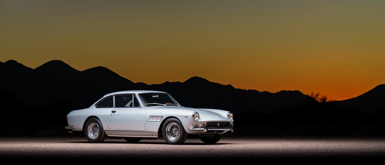 1967 Ferrari 330 GT 2+2 - Image 25 of 31