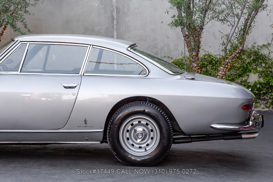 1967 Ferrari 330 GT 2+2 - Image 14 of 31