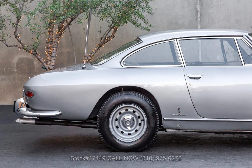 1967 Ferrari 330 GT 2+2 - Image 11 of 12