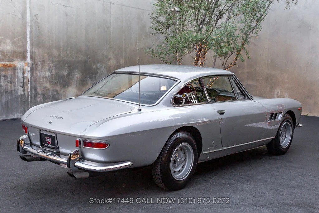 1967 Ferrari 330 GT 2+2 - Image 5 of 12