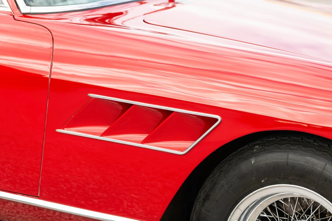 1967 Ferrari 330 GT 2+2 - Image 17 of 31