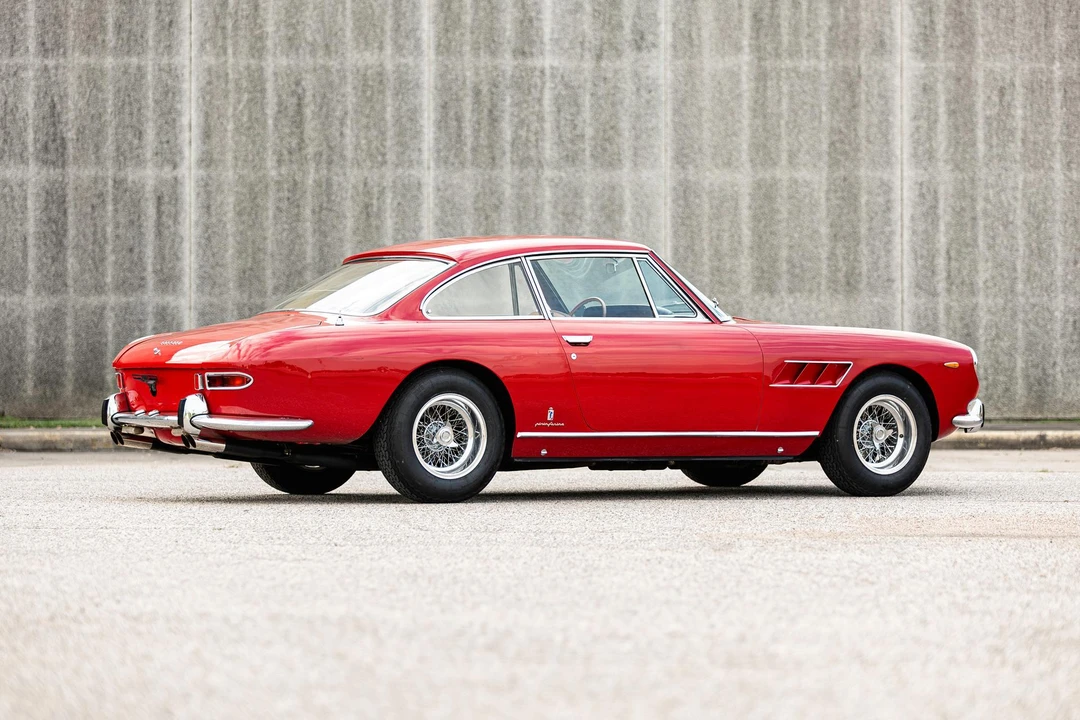 1967 Ferrari 330 GT 2+2 - Image 4 of 31