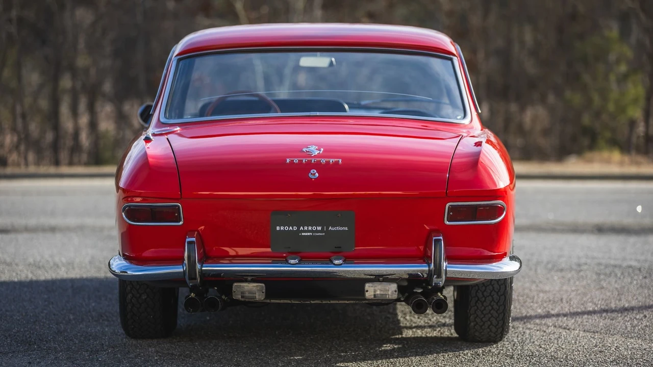 1967 Ferrari 330 GT 2+2 - Image 3 of 31