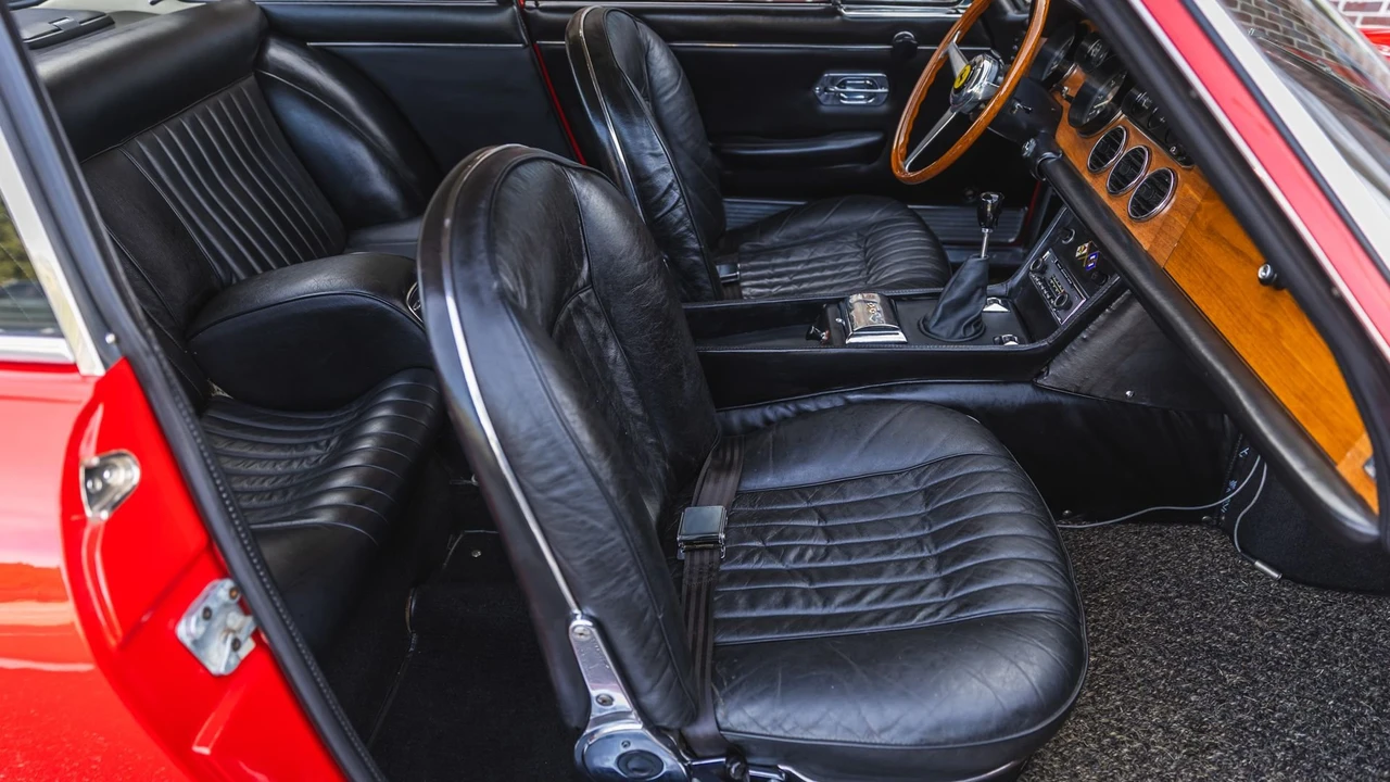 1967 Ferrari 330 GT 2+2 - Image 8 of 31