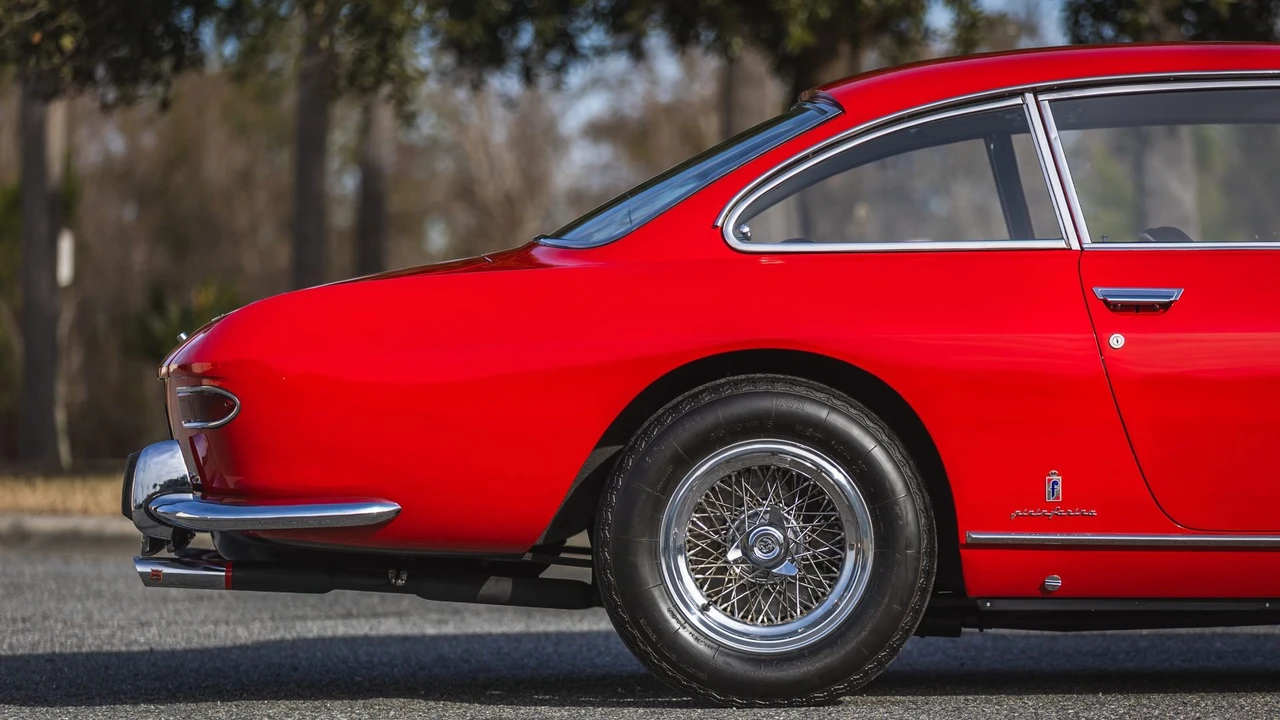 1967 Ferrari 330 GT 2+2 - Image 21 of 31