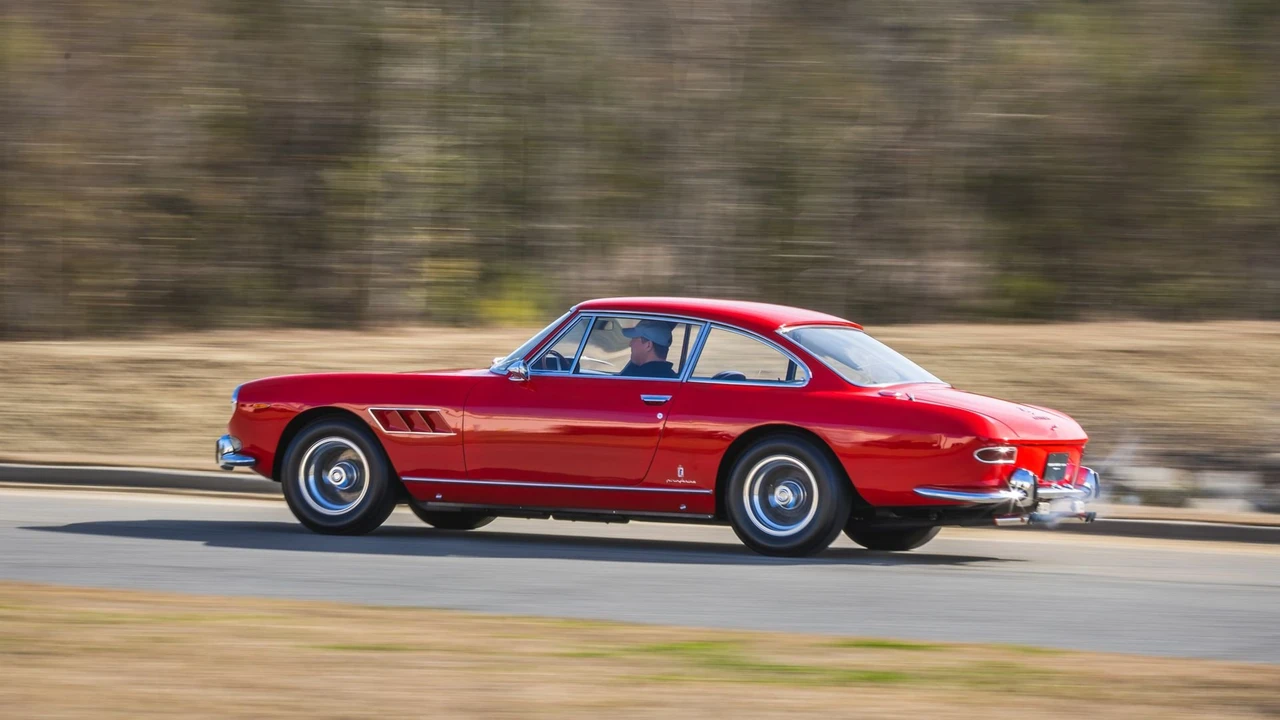 1967 Ferrari 330 GT 2+2 - Image 10 of 31