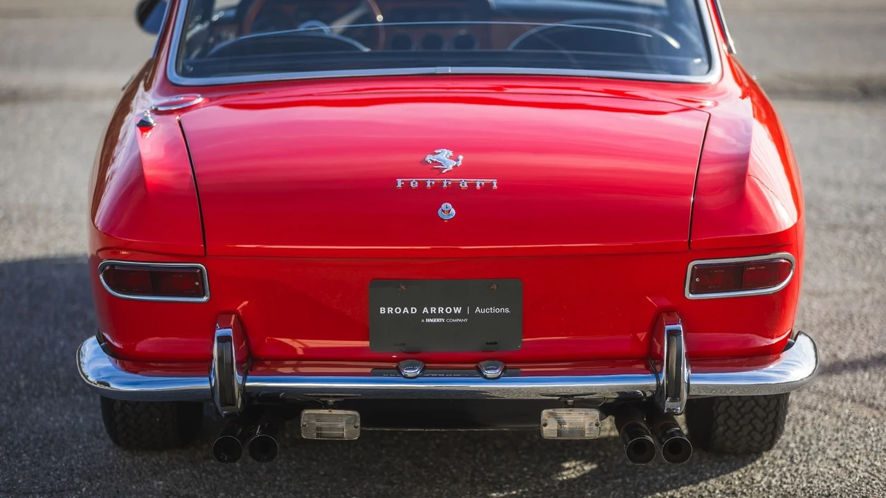 1967 Ferrari 330 GT 2+2 - Image 31 of 31
