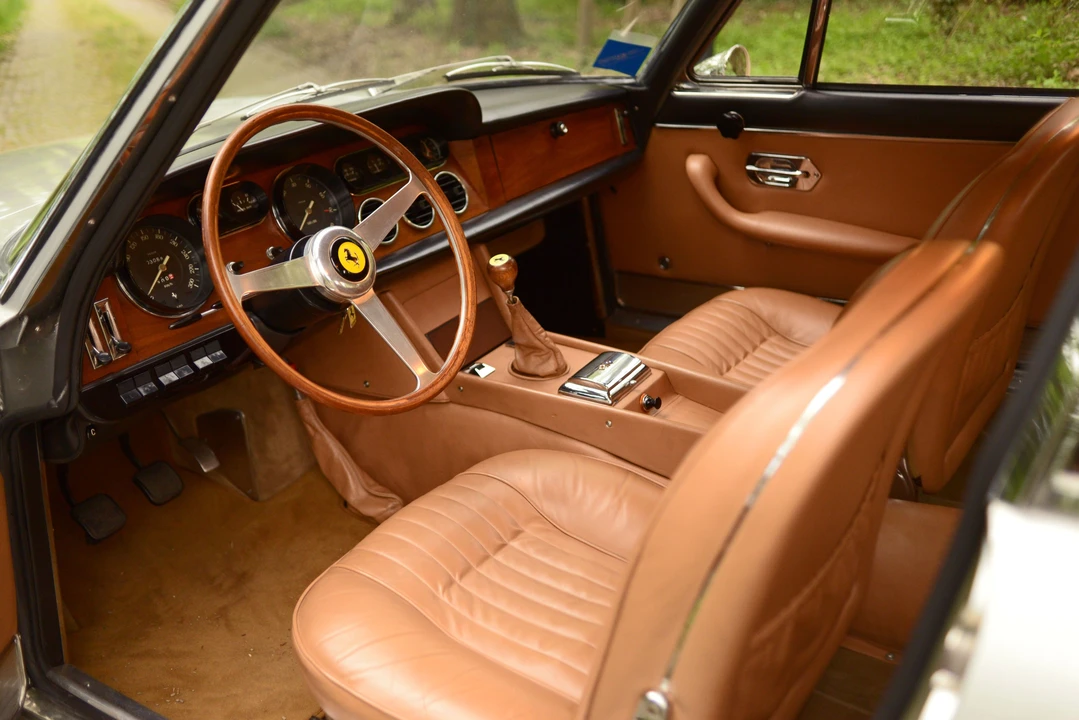 1967 Ferrari 330 GT 2+2 - Image 7 of 31