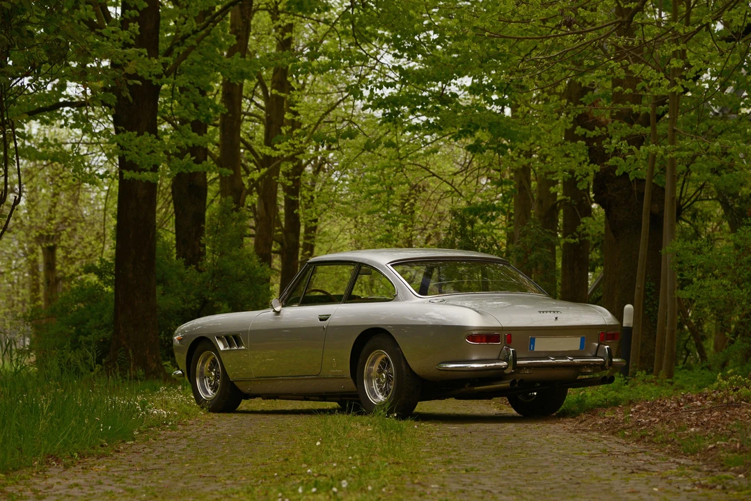 1967 Ferrari 330 GT 2+2 - Image 4 of 31
