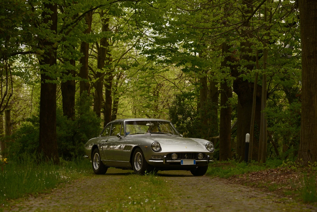 1967 Ferrari 330 GT 2+2 - Image 2 of 31