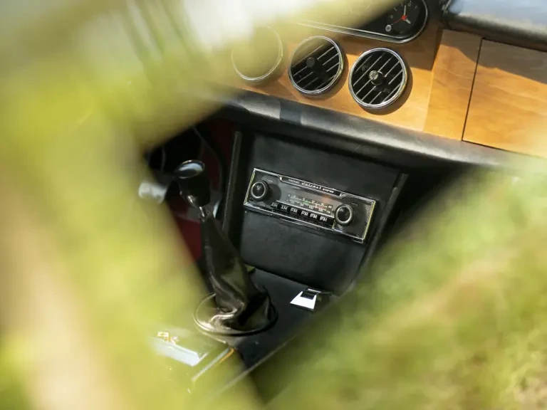 1967 Ferrari 330 GT 2+2 - Image 17 of 31