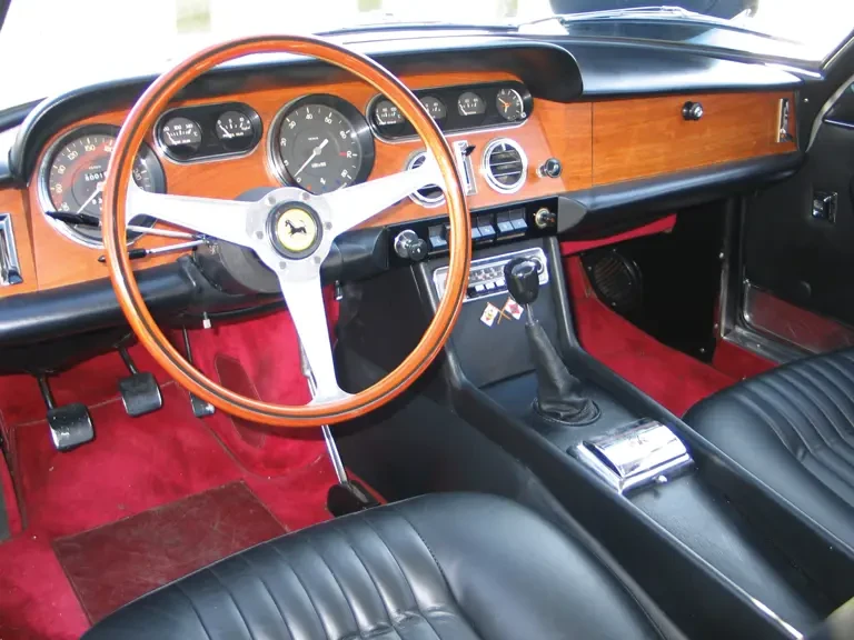 1967 Ferrari 330 GT 2+2 - Image 5 of 13