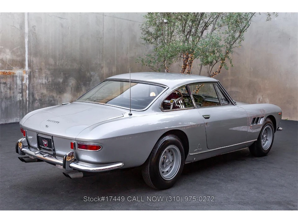 1967 Ferrari 330 GT 2+2 - Image 4 of 31
