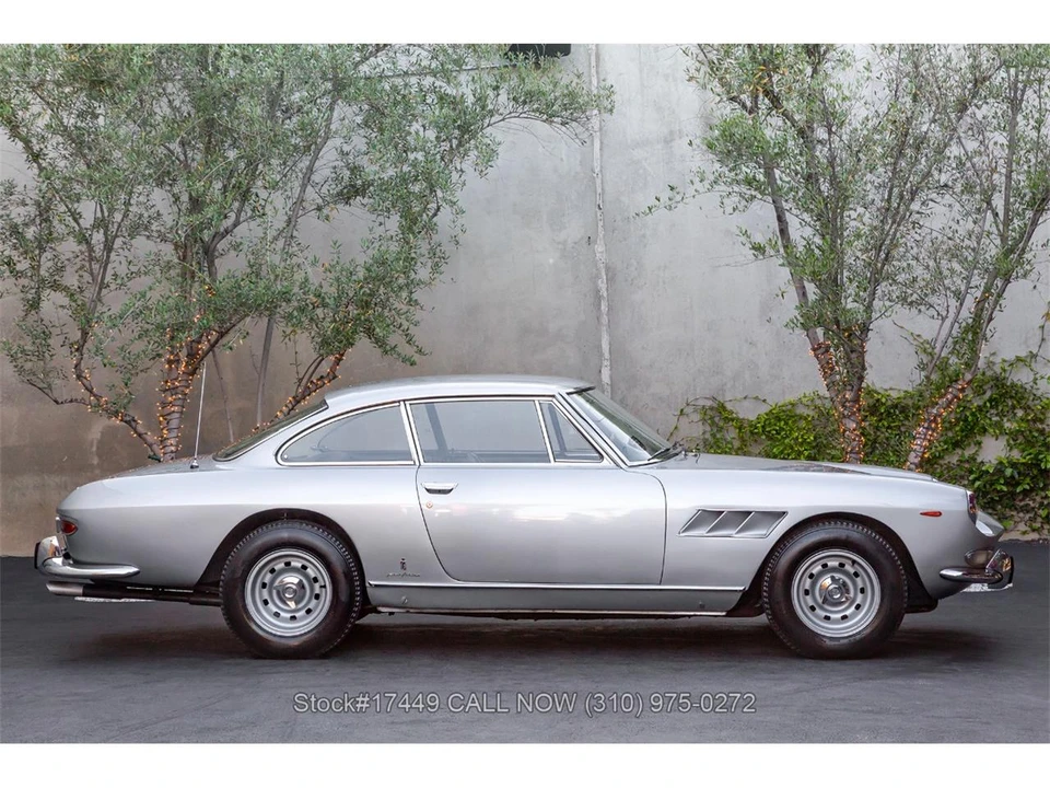 1967 Ferrari 330 GT 2+2 - Image 3 of 31