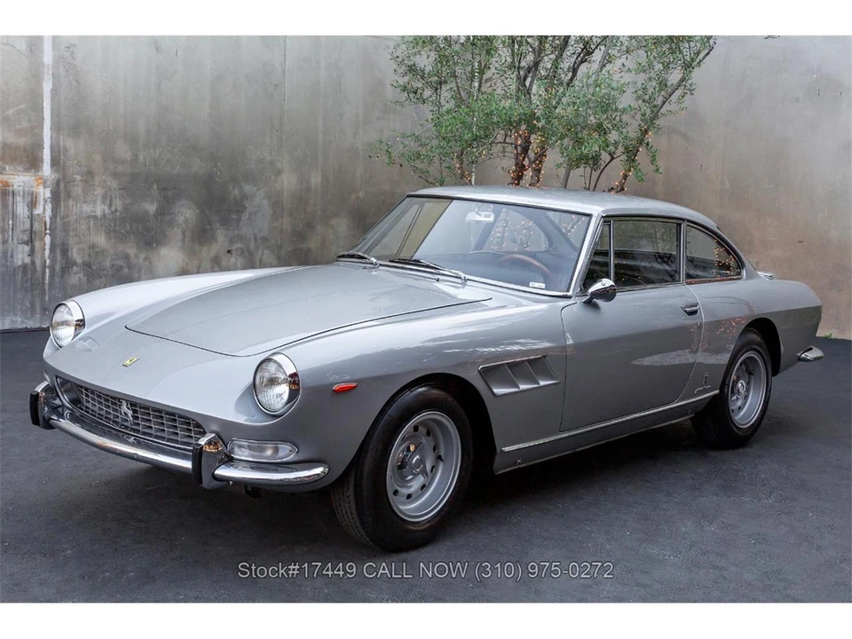 1967 Ferrari 330 GT 2+2 - Image 7 of 31