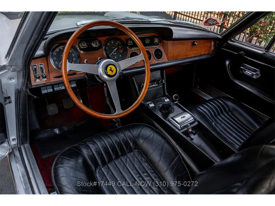 1967 Ferrari 330 GT 2+2 - Image 17 of 31