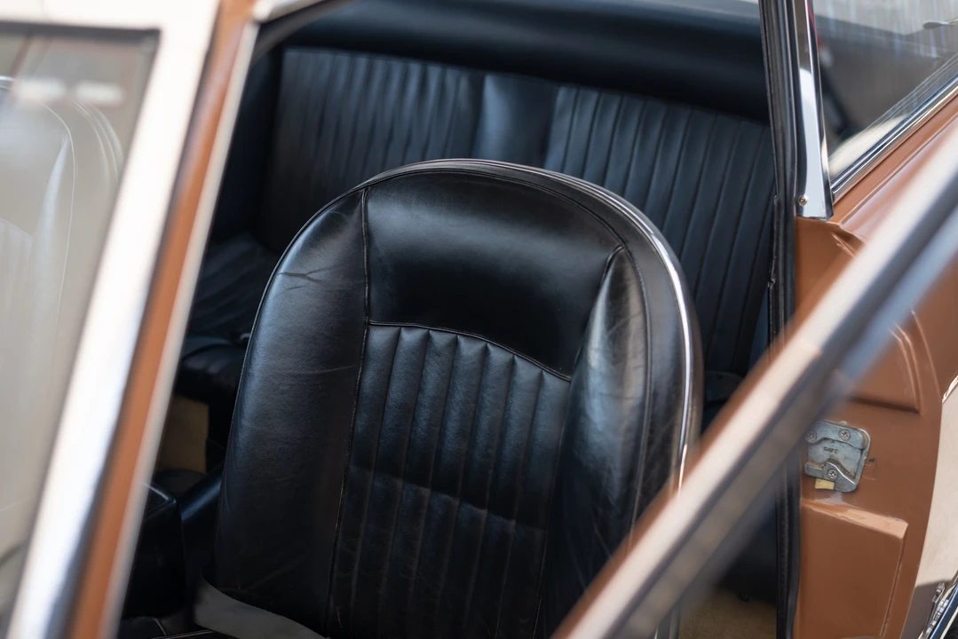 1967 Ferrari 330 GT 2+2 - Image 23 of 31