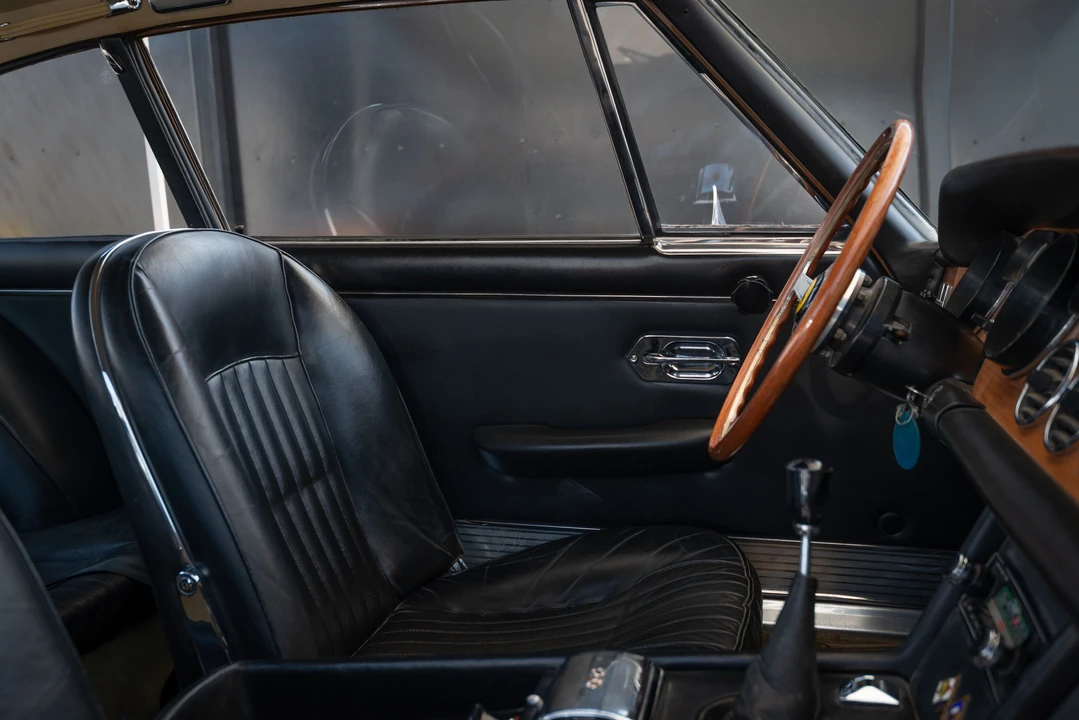 1967 Ferrari 330 GT 2+2 - Image 22 of 31