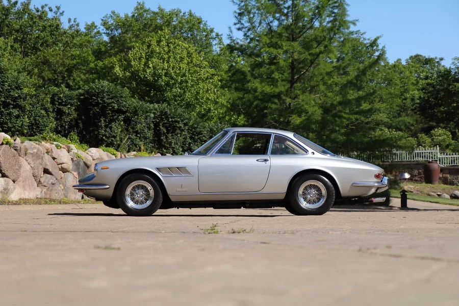 1967 Ferrari 330 GTC & GTS - Image 21 of 21