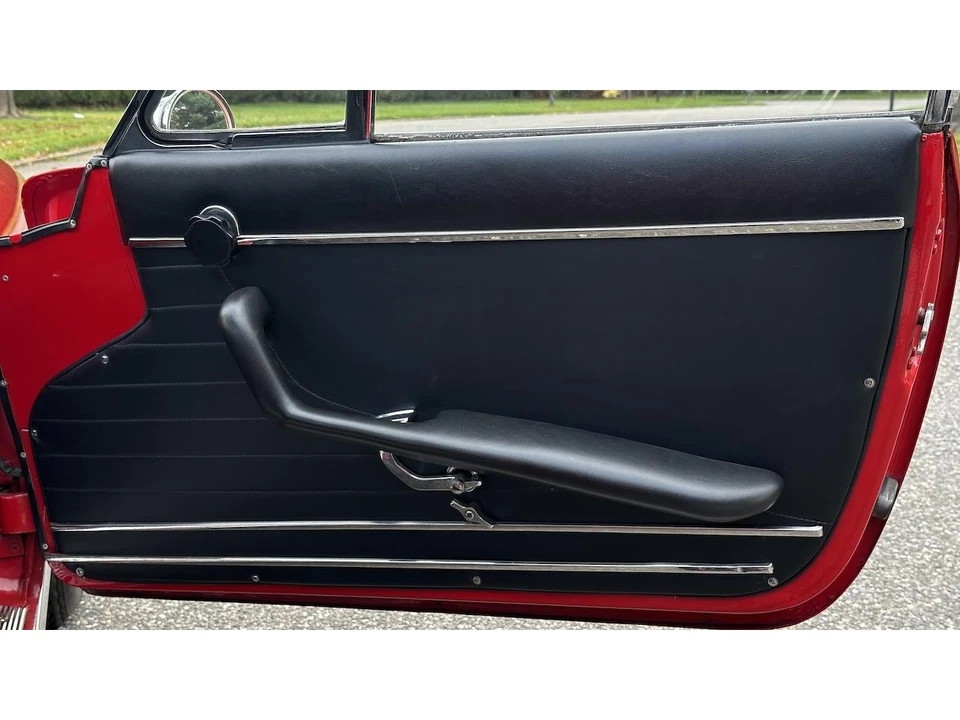 1967 Ferrari 330 GTC & GTS - Image 28 of 31