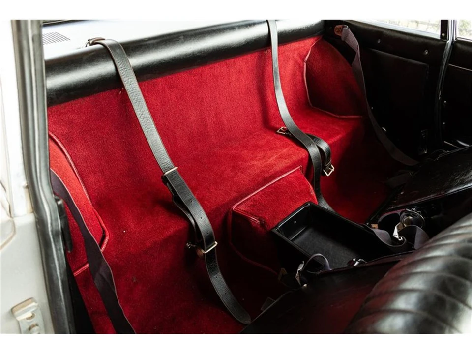 1967 Ferrari 330 GTC & GTS - Image 18 of 31