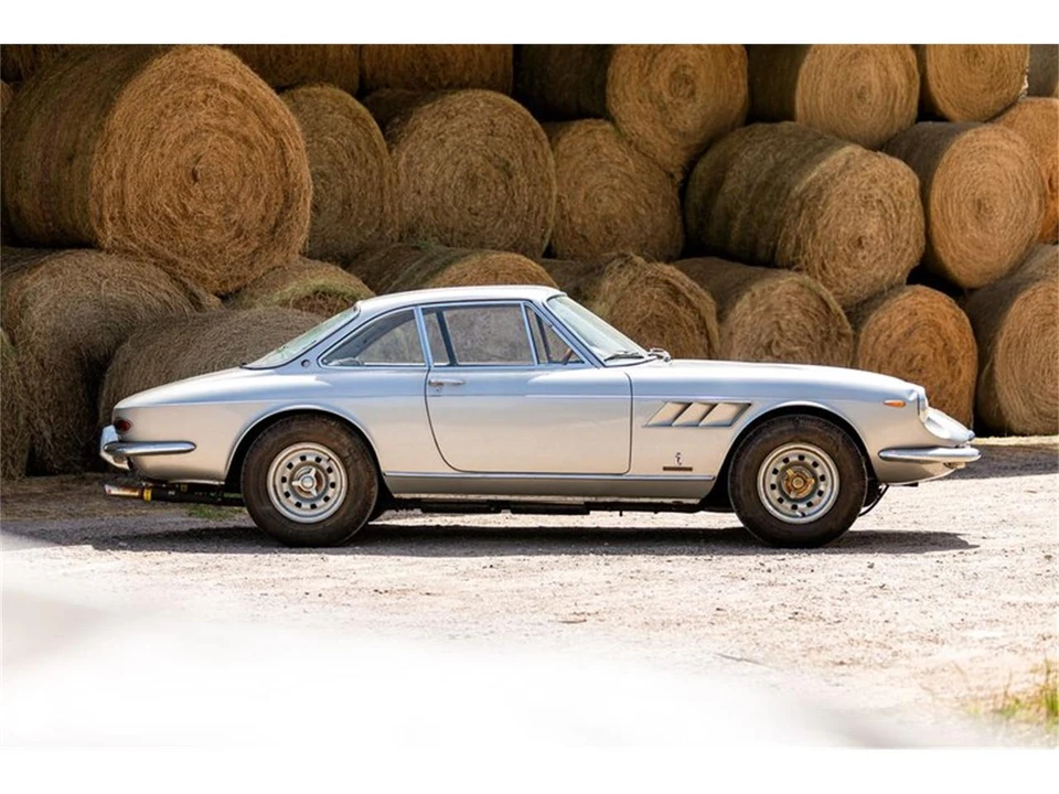 1967 Ferrari 330 GTC & GTS - Image 9 of 31