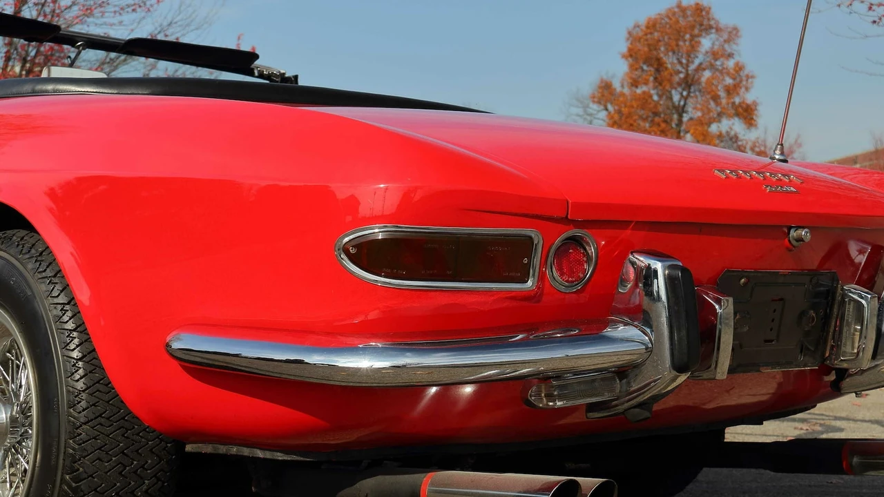 1967 Ferrari 330 GTC & GTS - Image 28 of 29