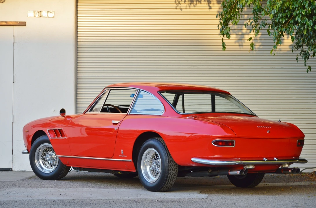 1967 Ferrari 330 GT 2+2 - Image 10 of 31