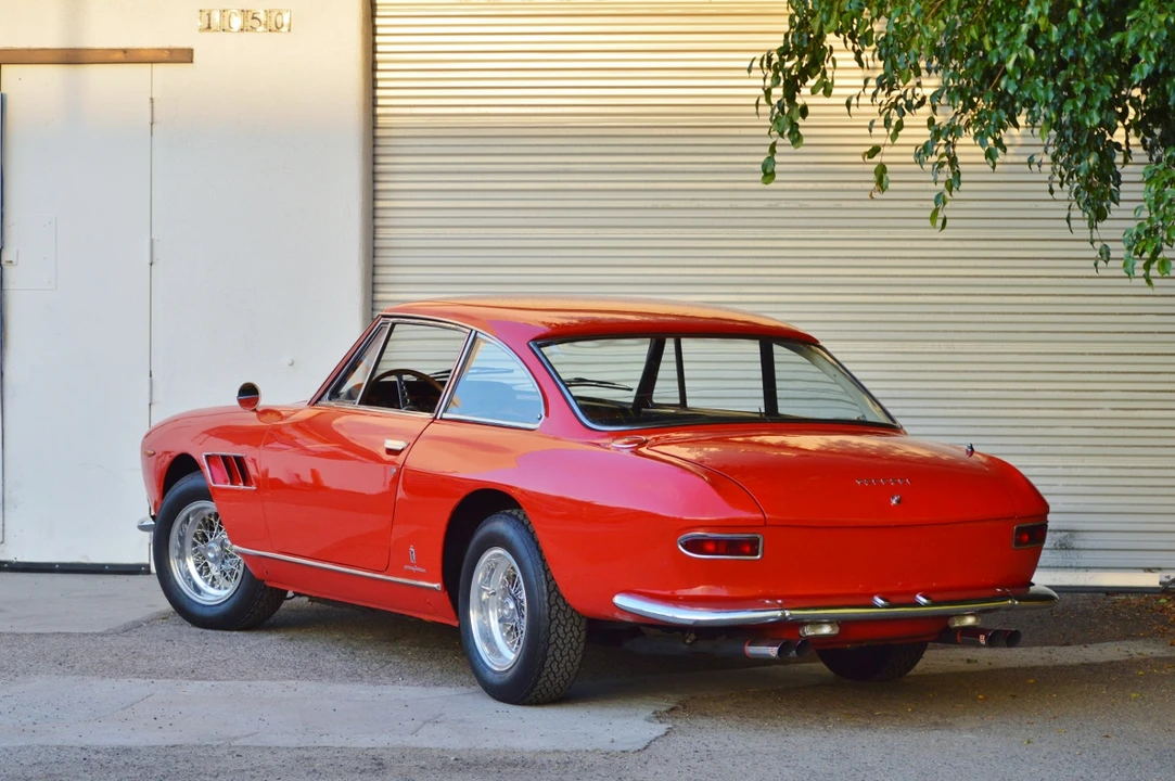 1967 Ferrari 330 GT 2+2 - Image 13 of 31