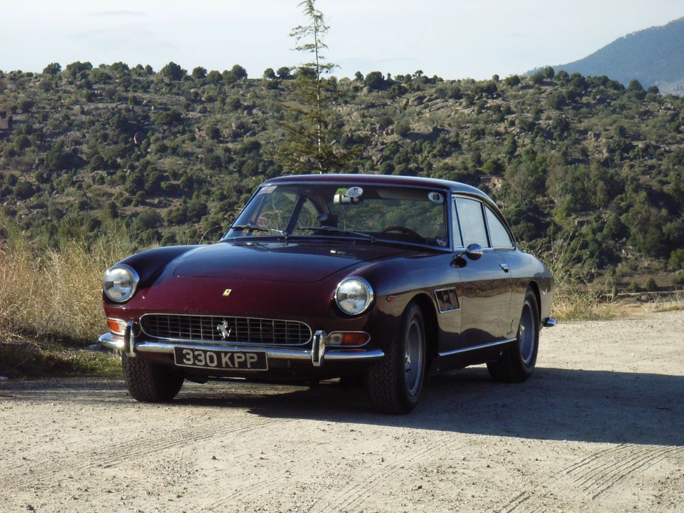 1967 Ferrari 330 GT 2+2 - Image 6 of 8