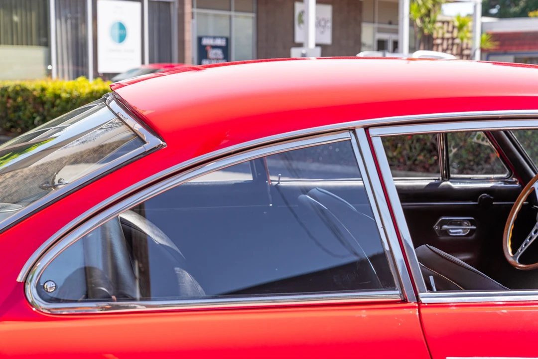 1967 Ferrari 330 GT 2+2 - Image 27 of 31