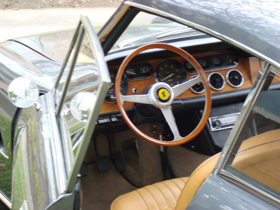 1967 Ferrari 330 GT 2+2 - Image 5 of 7