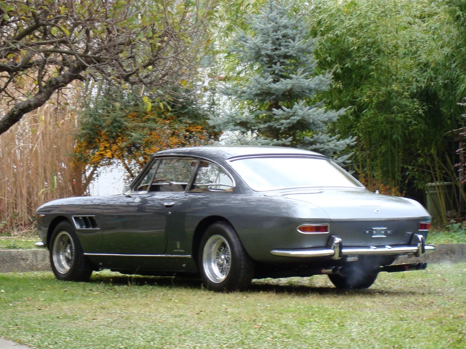 1967 Ferrari 330 GT 2+2 - Image 6 of 7