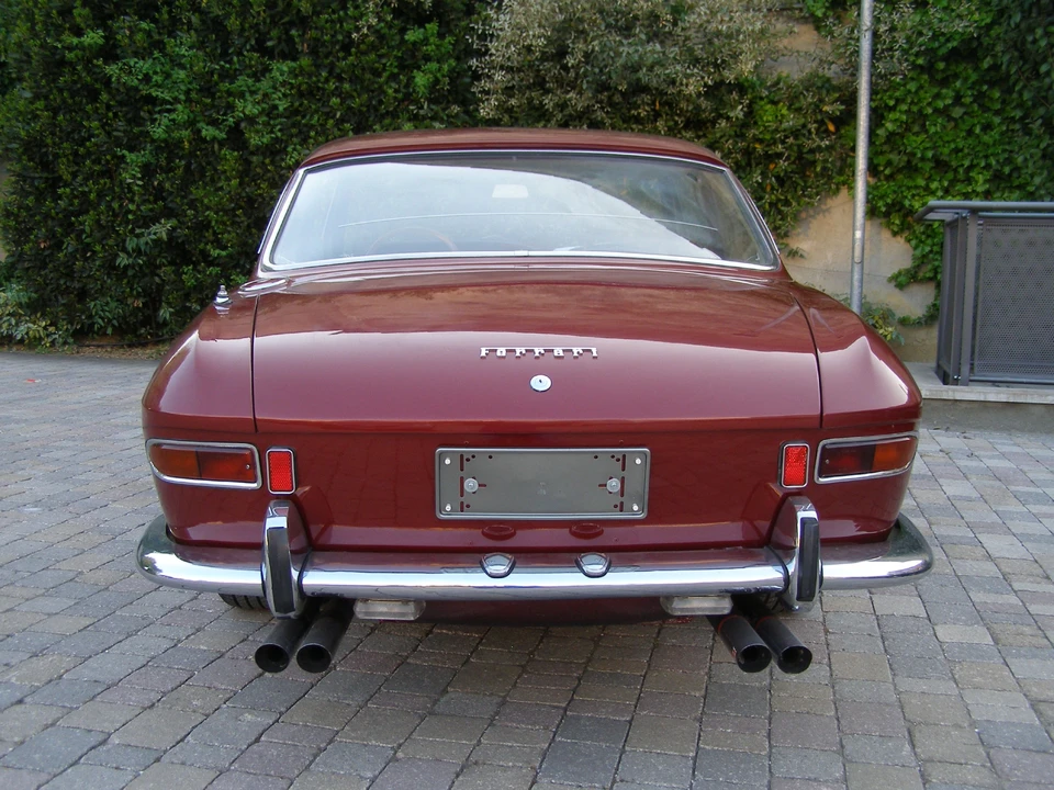 1967 Ferrari 330 GT 2+2 - Image 3 of 7