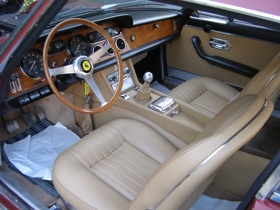 1967 Ferrari 330 GT 2+2 - Image 5 of 7