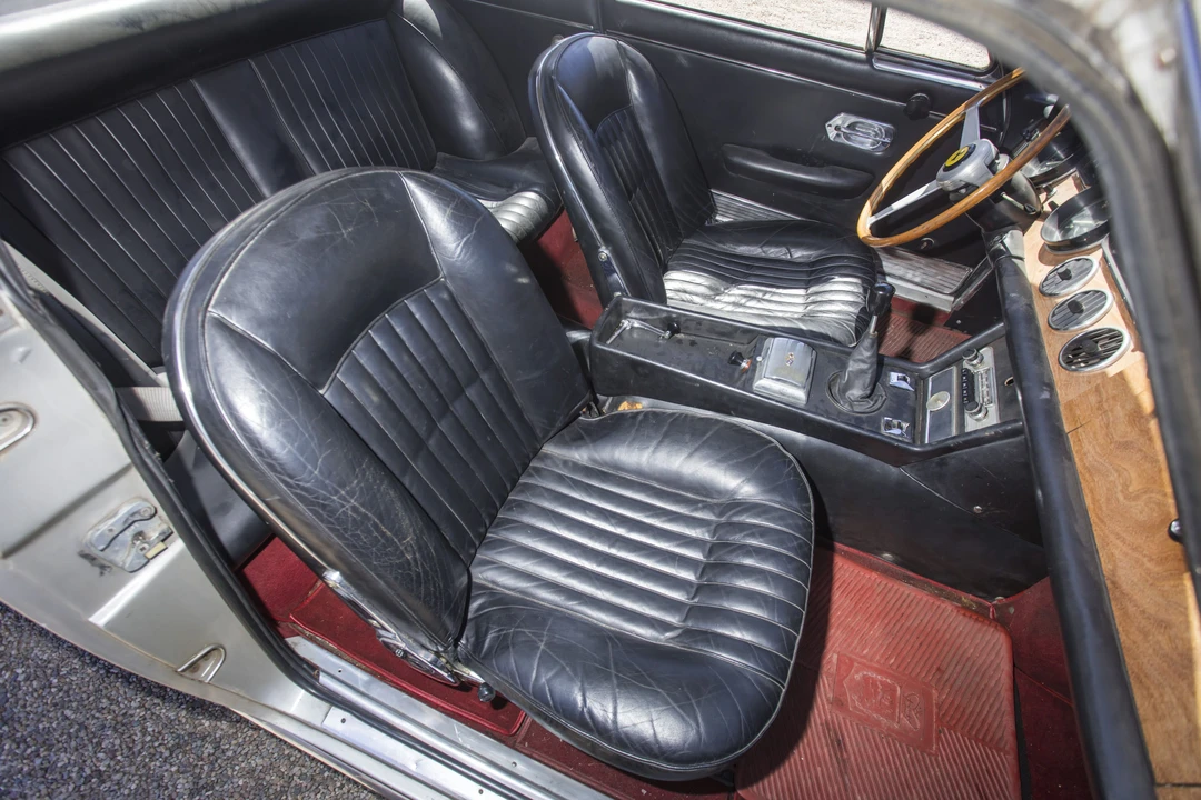 1967 Ferrari 330 GT 2+2 - Image 18 of 31