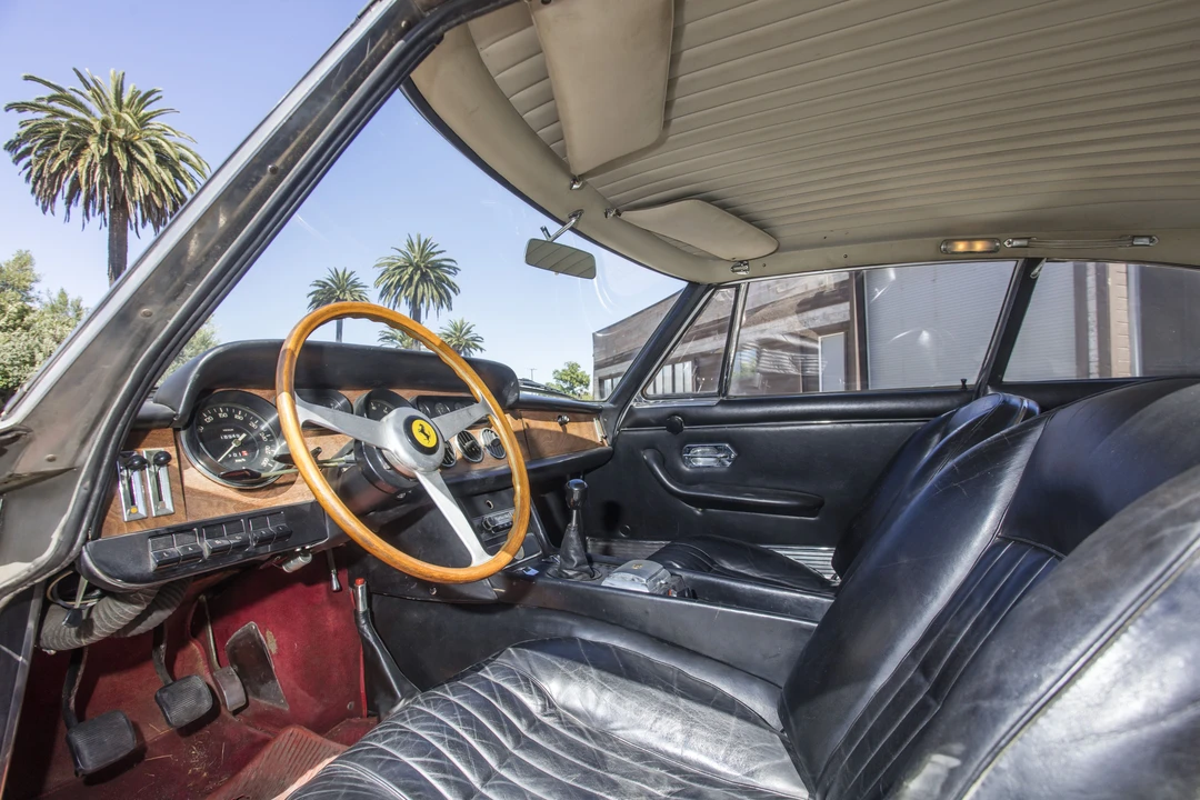 1967 Ferrari 330 GT 2+2 - Image 27 of 31