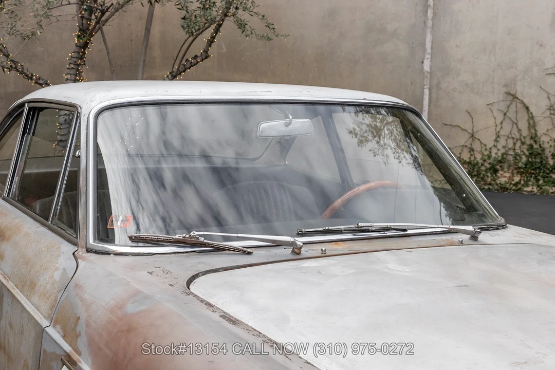 1967 Ferrari 330 GTC & GTS - Image 10 of 31
