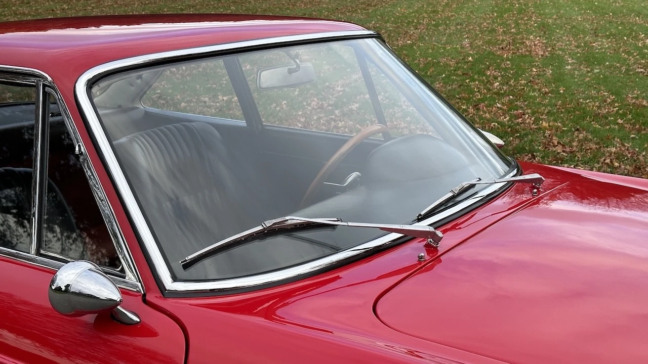 1967 Ferrari 330 GTC & GTS - Image 27 of 31